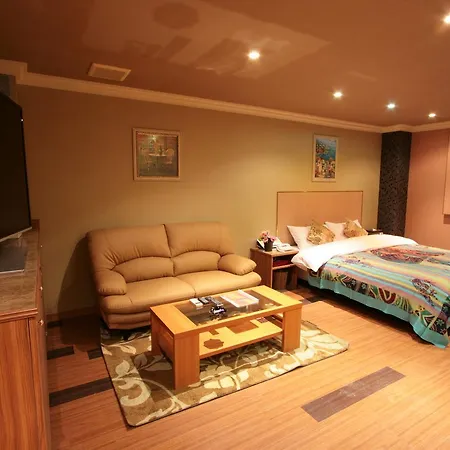 Sari Seki Inter (Adults Only) Hotel Kameyama Exterior photo