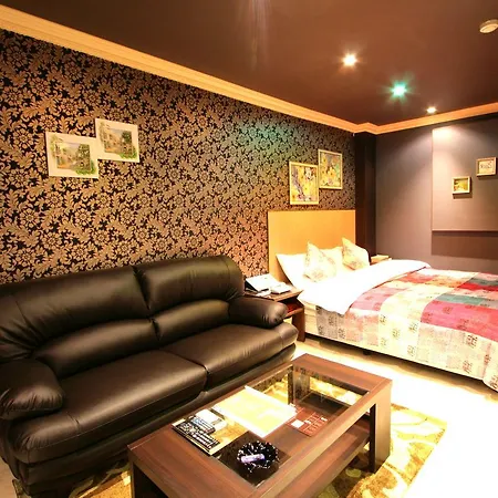 Sari Seki Inter (Adults Only) Hotel Kameyama Exterior photo